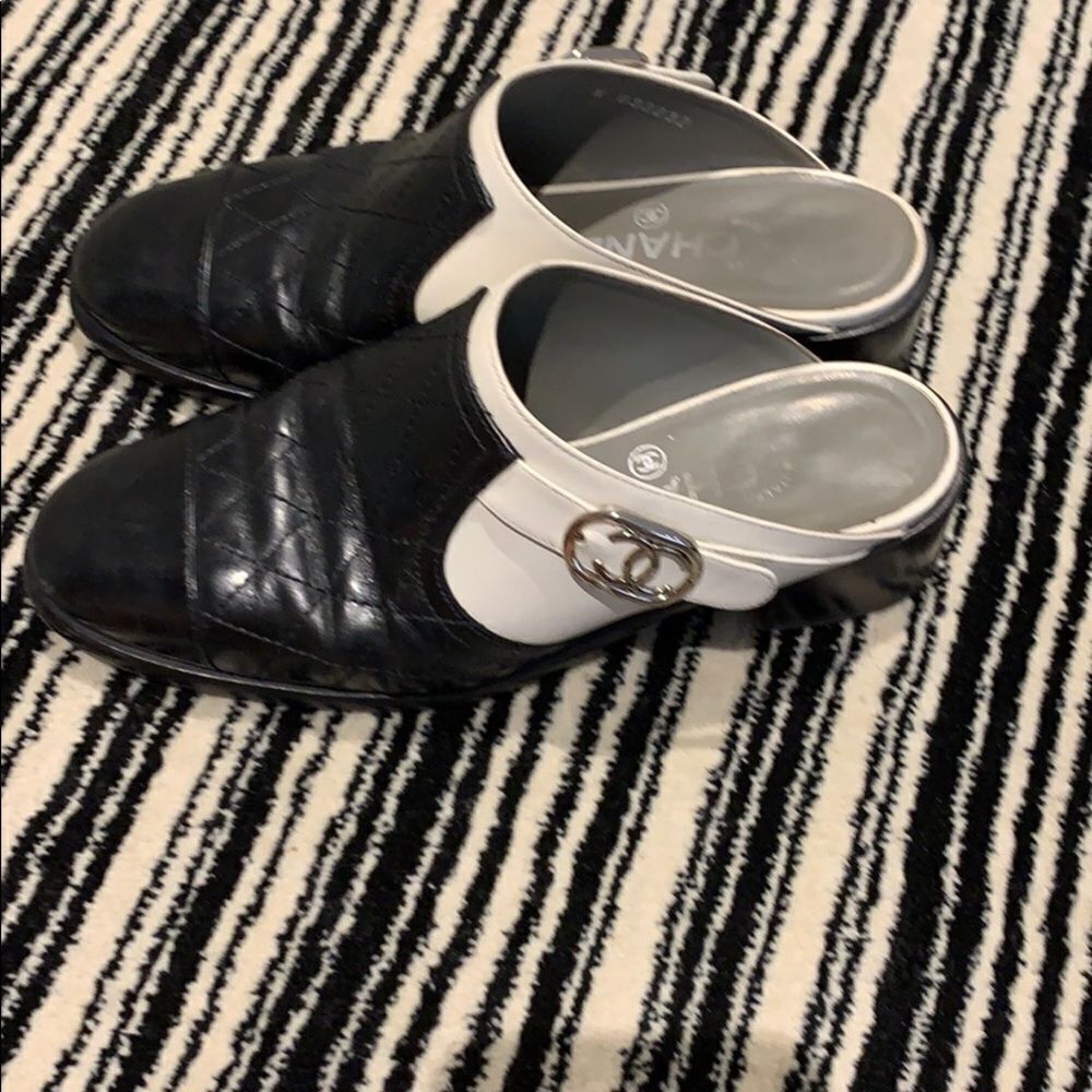 Chanel mules authentic  - Picture 6 of 7